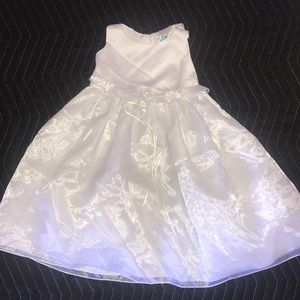 Girls All White Formal Dress Size 4